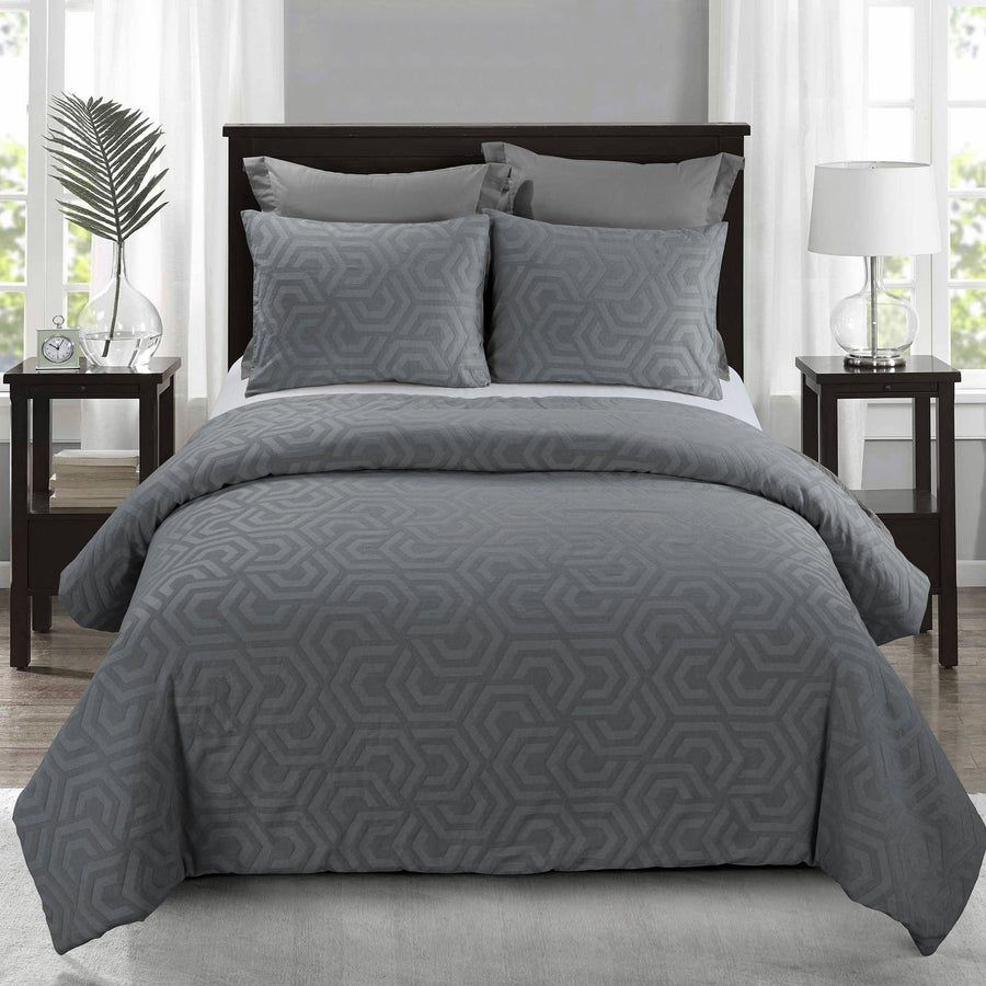 Seville Queen 3pc Comforter Set - Grey